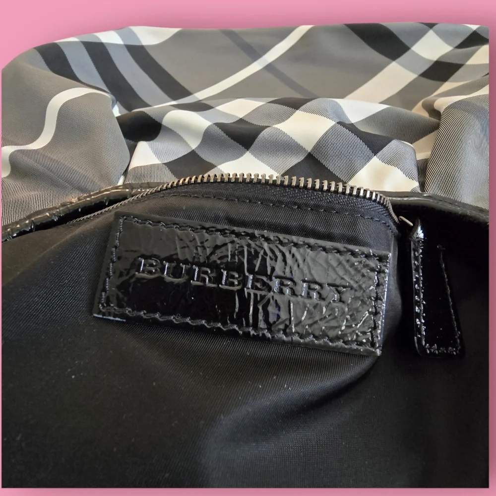 Burberry Beat Hobo